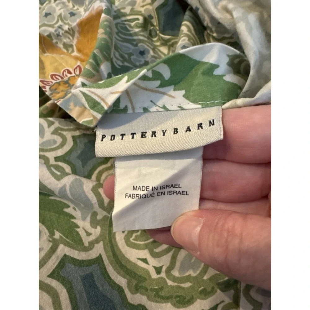 Set Of 2 Pottery Barn Floral Print Pillow Shams Standard Size 24
